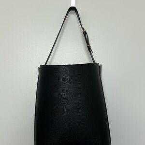 Cuyana Oversized Linea Bag Black